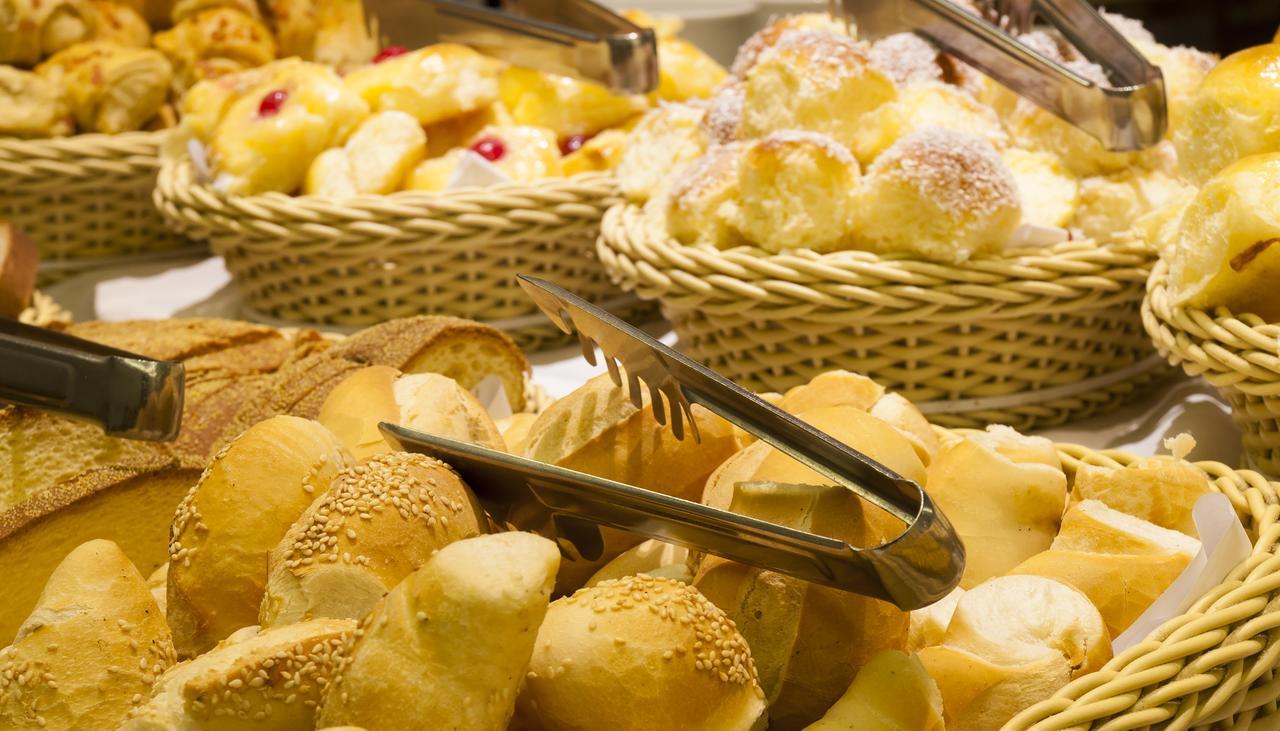 Hotel Atlantico Travel Copacabana Rio de Janeiro Exteriör bild Bread