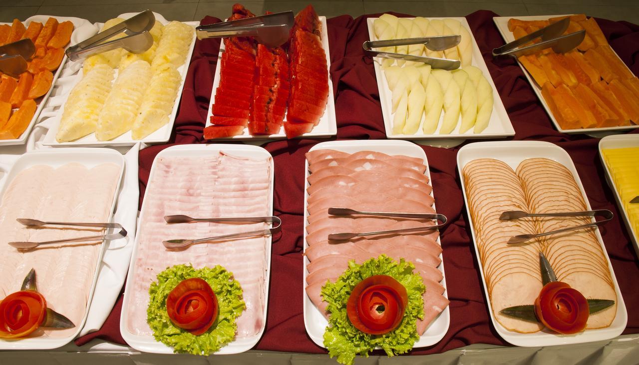 Hotel Atlantico Travel Copacabana Rio de Janeiro Exteriör bild Breakfast buffet