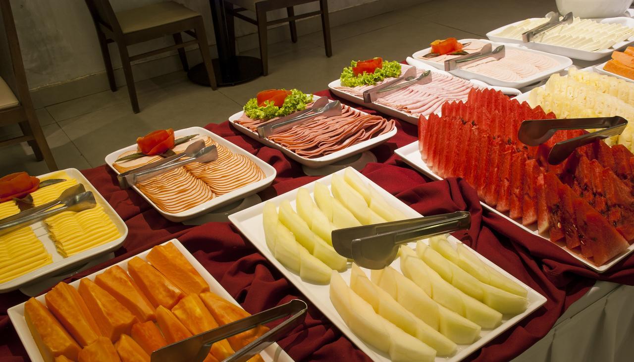 Hotel Atlantico Travel Copacabana Rio de Janeiro Exteriör bild Breakfast buffet