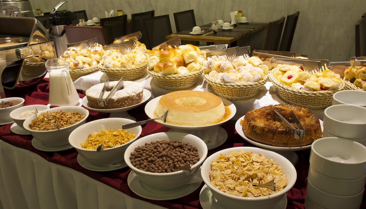 Hotel Atlantico Travel Copacabana Rio de Janeiro Exteriör bild Breakfast buffet