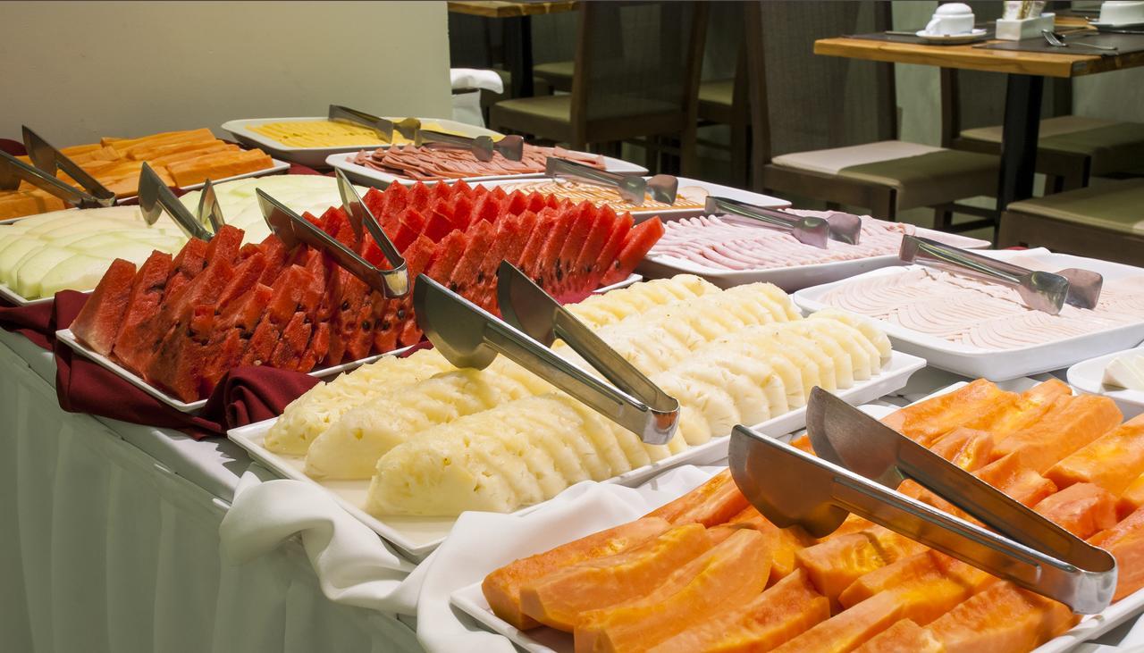 Hotel Atlantico Travel Copacabana Rio de Janeiro Exteriör bild Breakfast buffet